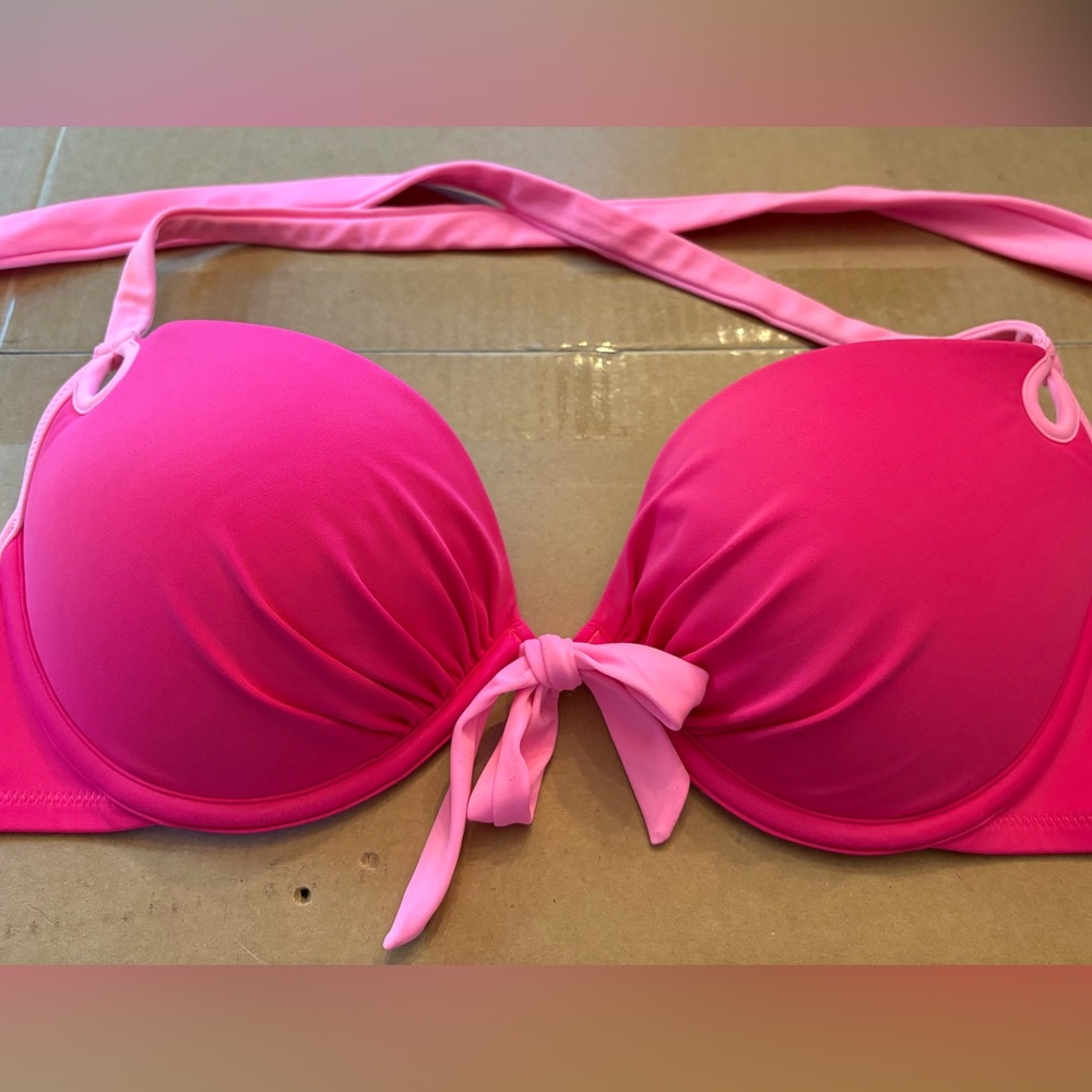 Victoria’s Secret Beach Sexy Gorgeous push-up swim bikini top pink
